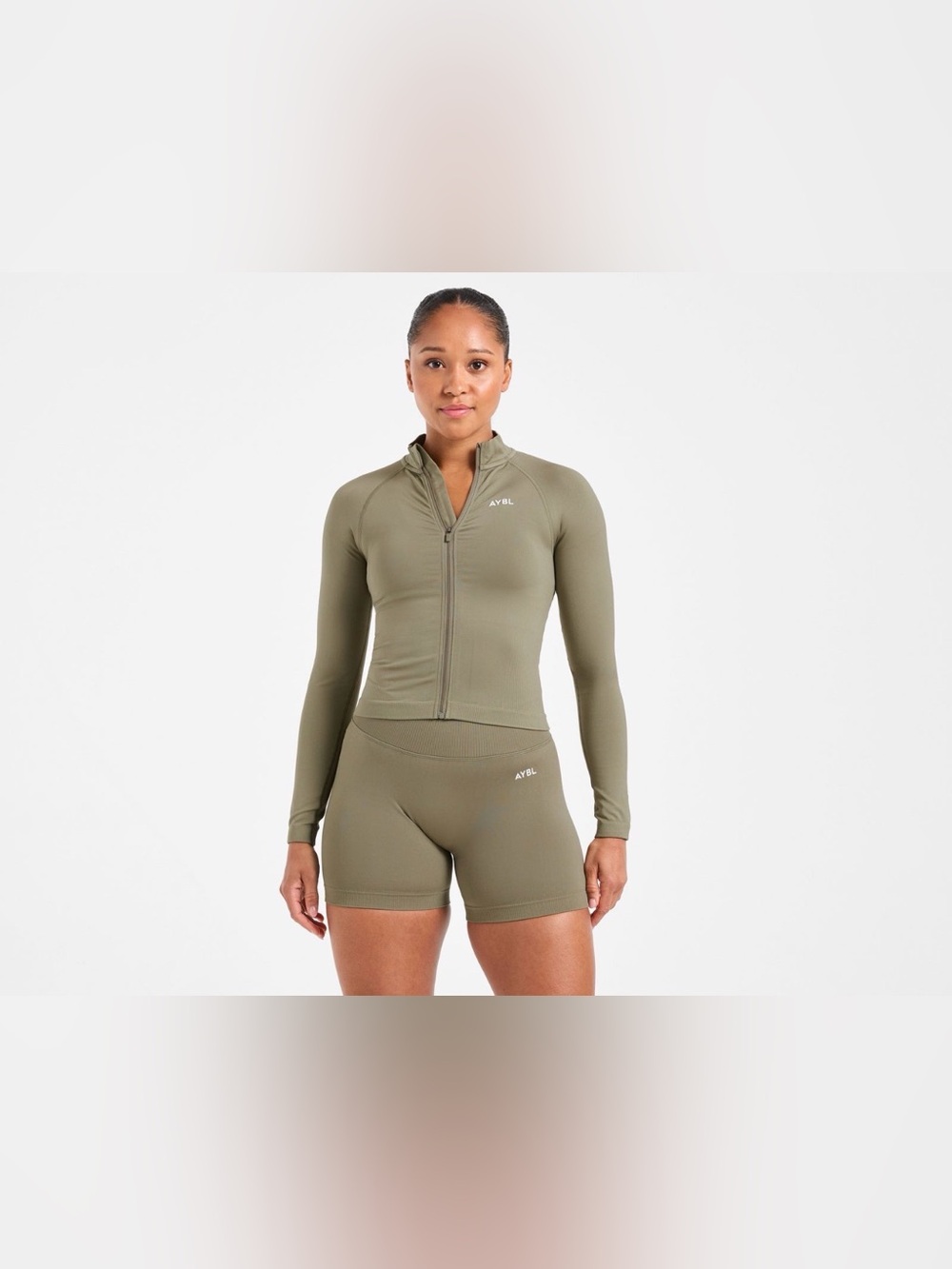 Alphalete Jacket - Picture 2 of 6